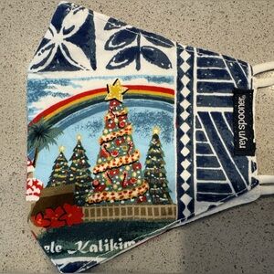 Reyn Spooner Festive Christmas Holiday Face Mask